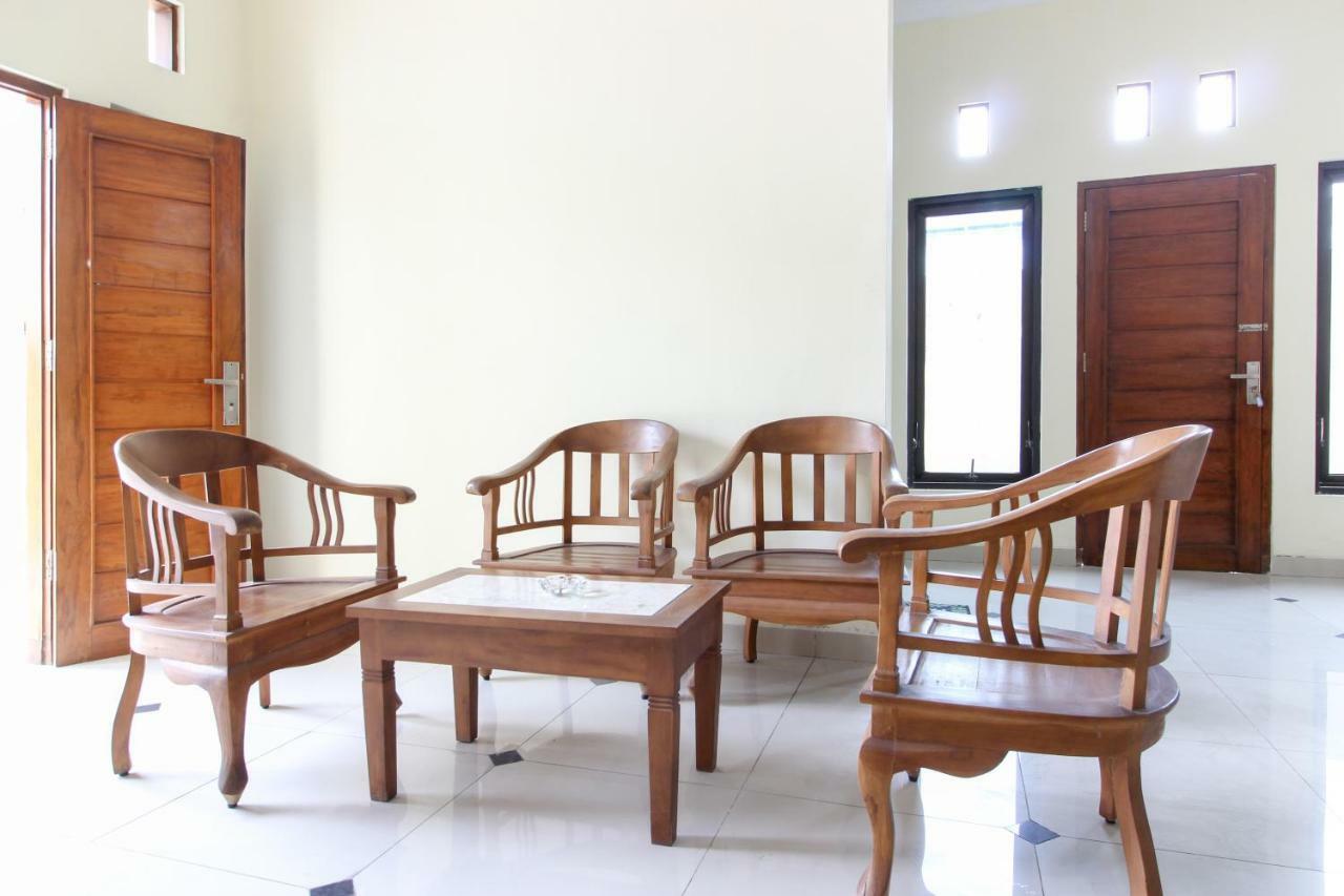 Reddoorz Near Rumah Sakit Condong Catur Maguwo Exterior photo